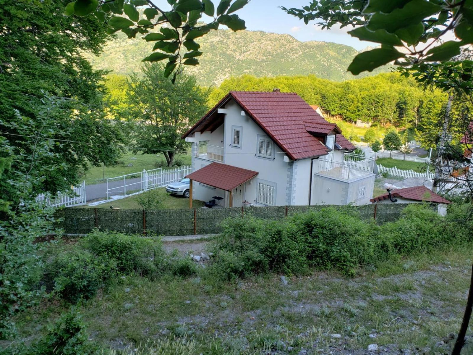 Vila 86 Villa Razem Exterior photo